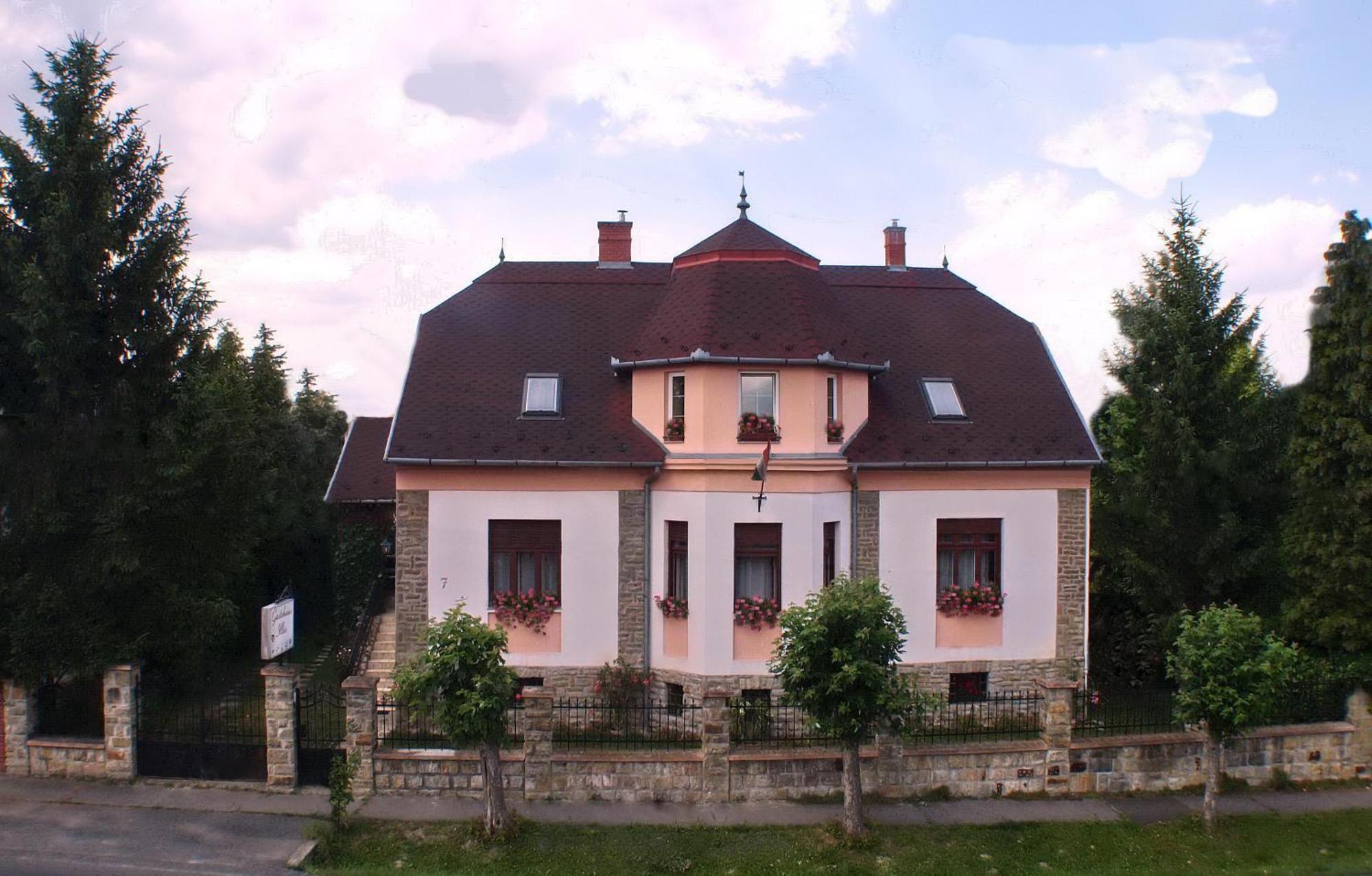Illés Vendégház Keszthely Esterno foto