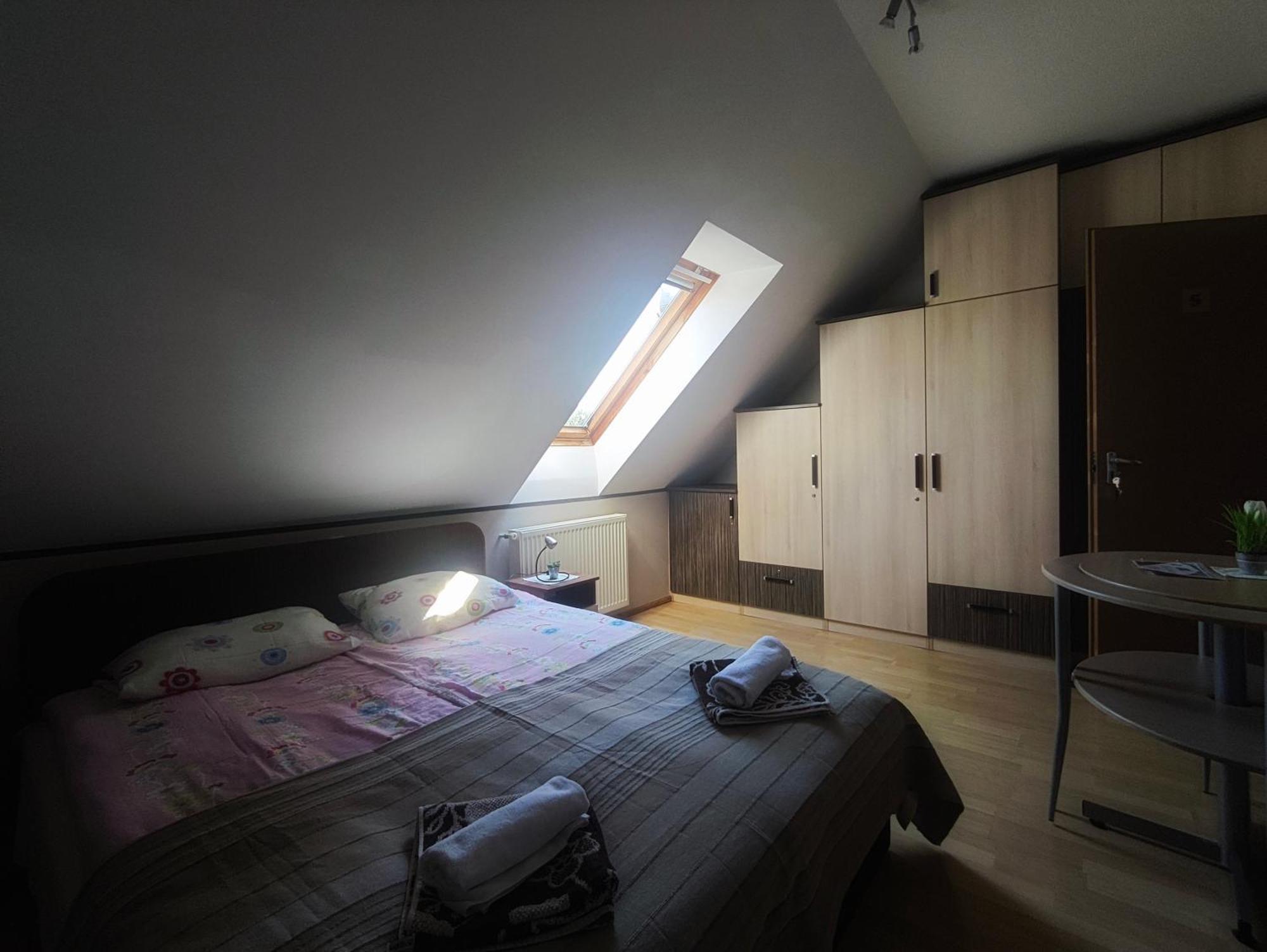 Illés Vendégház Keszthely Esterno foto